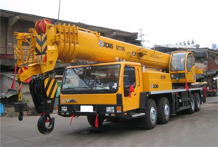 嘉祥县吊车出租选择重点