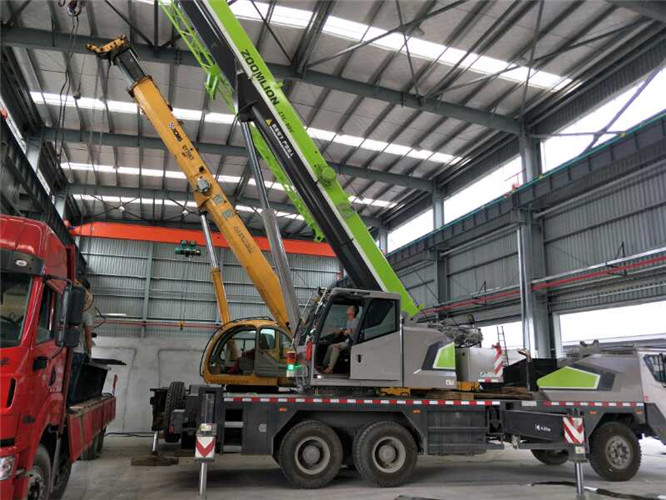 嘉祥县高空车出租需要注意哪些安全事项？